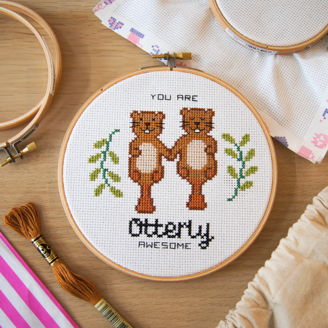 Otters 6" Cross Stitch Kit